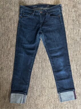 AG Denim Adriano Goldschmeid Size 26 “The Stevie Cuff” Cropped Jeans Like New